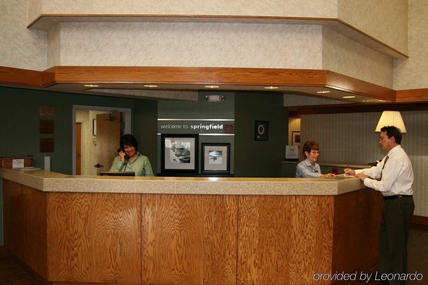 Hampton Inn Springfield-South Interior photo